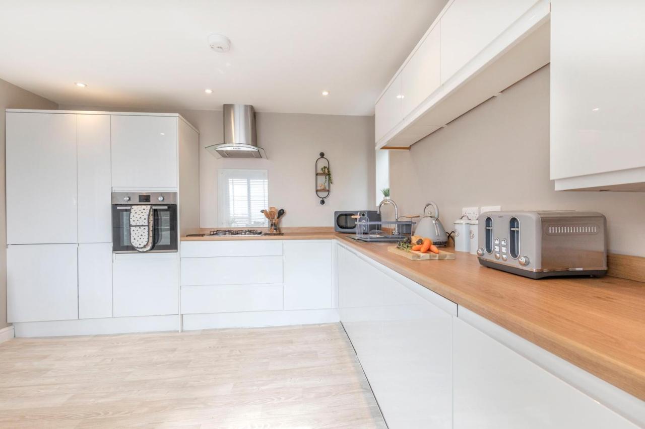 Vaughan Lodge Elegant 2-Bed Duplex With Views Near Malvern Hills Malvern Wells Bagian luar foto